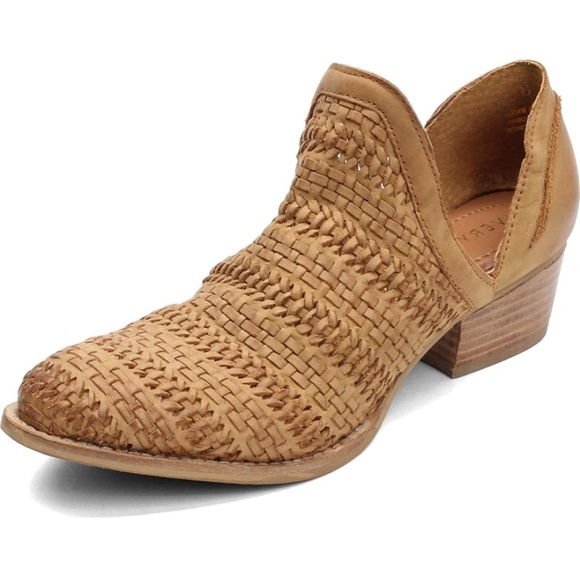 Very Volatile Bondi Boots